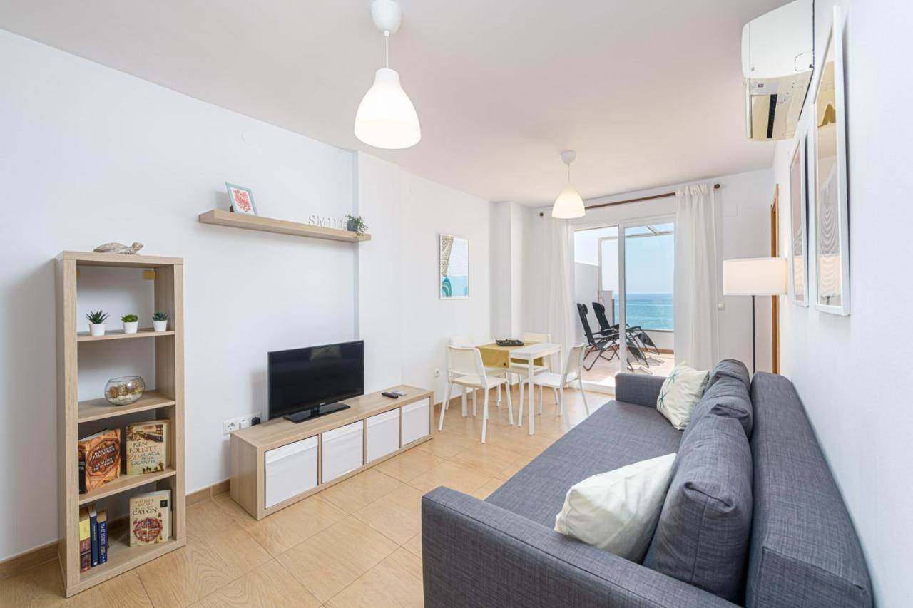 Wintowinrentals Amazing Front Sea View & Relax Torre de Benagalbon Ngoại thất bức ảnh